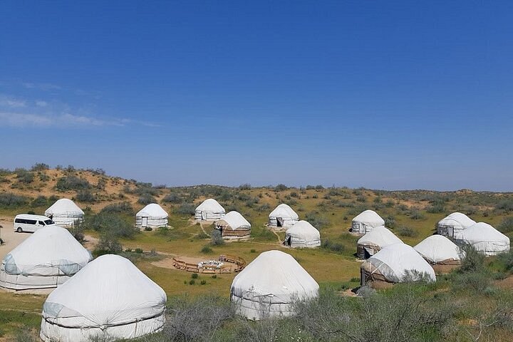 Yurt Camp and Aydarkul Lake: 2-Day Desert Adventure from Samarkand