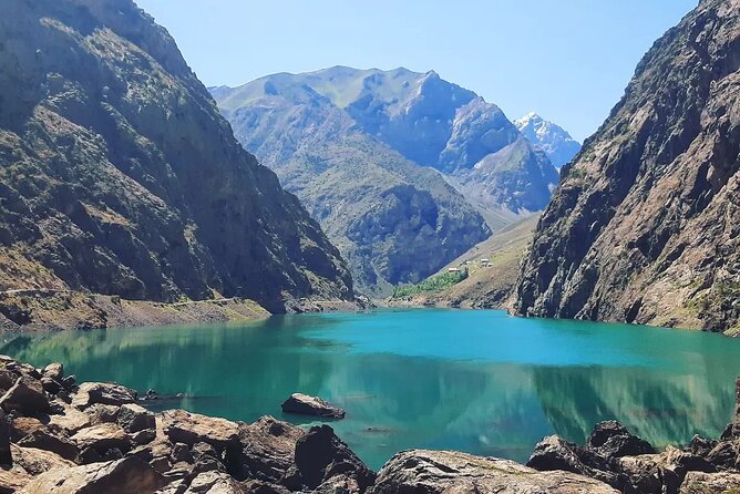 Seven Lakes and Panjakent: One-Day Adventure from Samarkand to Tajikistan